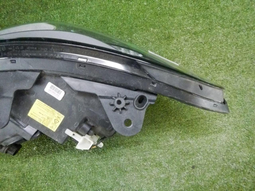 Фара правая Genesis G80 (2016-2020) ксенон