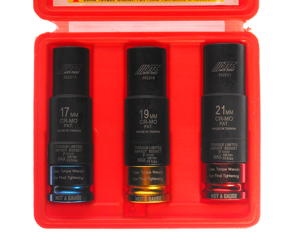 Набор головок торцевых ударных с фиксированным усилием 17,19,21мм 3 предмета в кейсе JTC