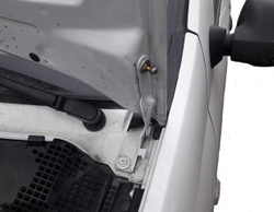 Упор (амортизатор) капота для Renault Logan I поколение (2004-2015) Autoinnovation.16-01