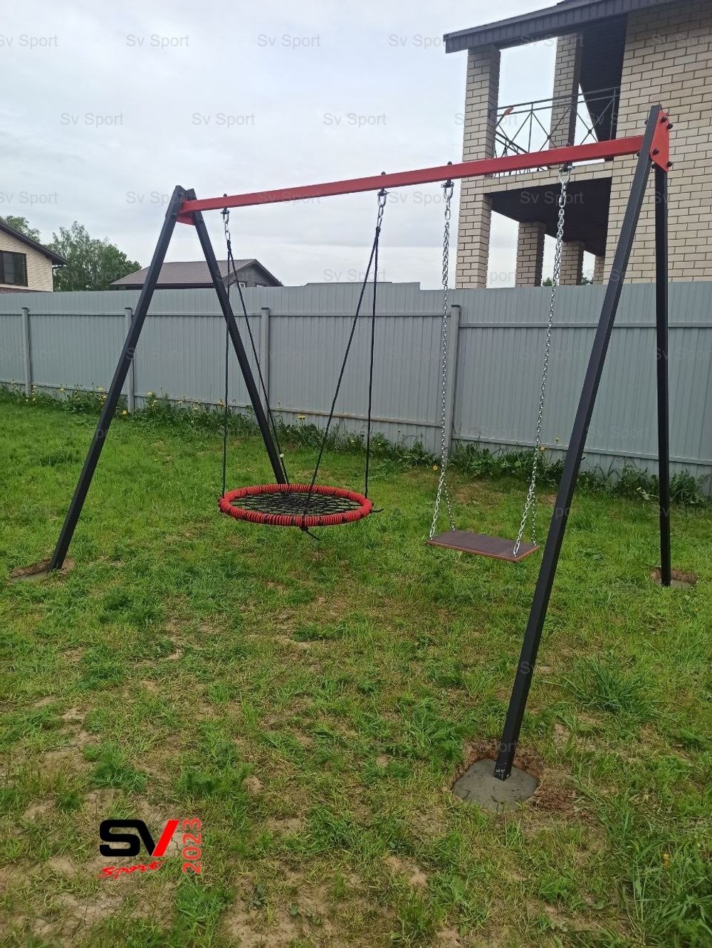 Монтаж уличных качелей Sv Sport