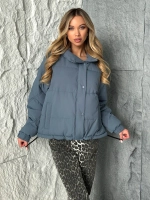 Куртка осенняя короткая с капюшоном