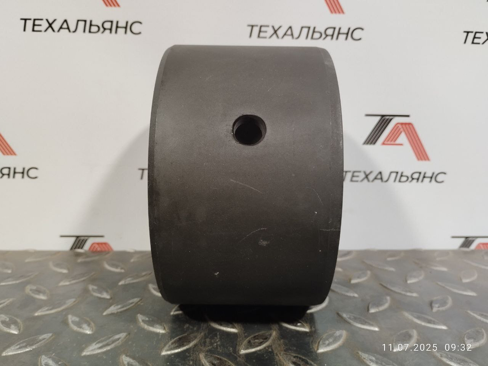 Втулка 7J-1335