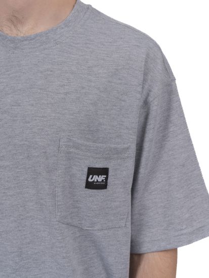Футболка UNIFORM Everyday Pocket (серый меланж)