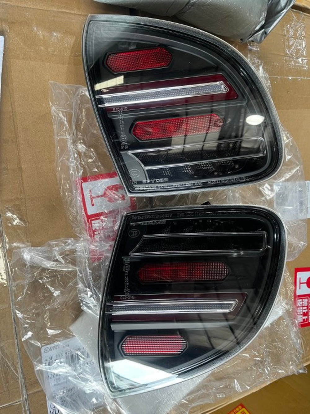 Фары заднего бампера Porsche Cayenne 958.1 2010–2014