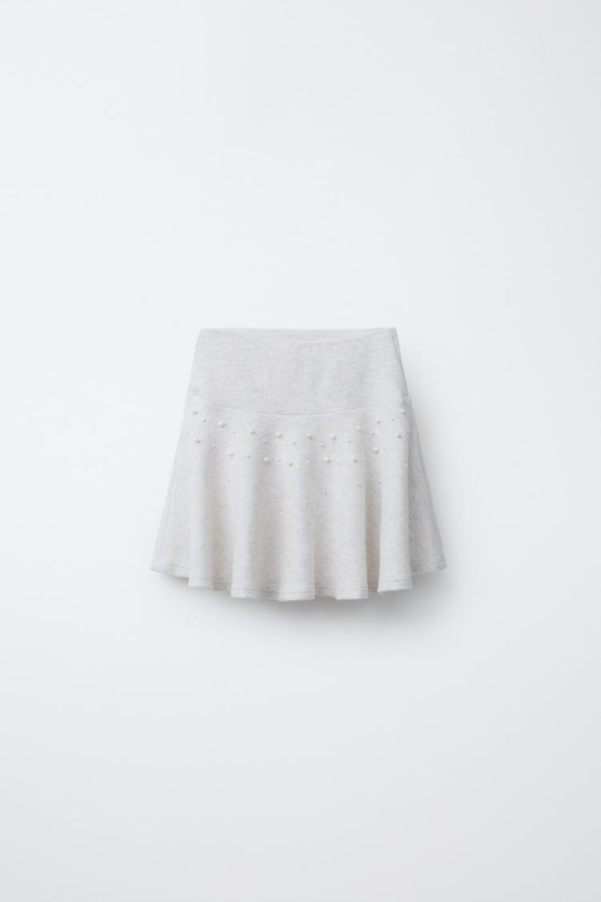 ZARA ЮБКА ИЗ МЯГКОЙ ТКАНИ С БУСИНАМИ, ЭКРЮ