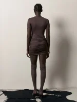 Платье футболка с драпировкой, Коричневый