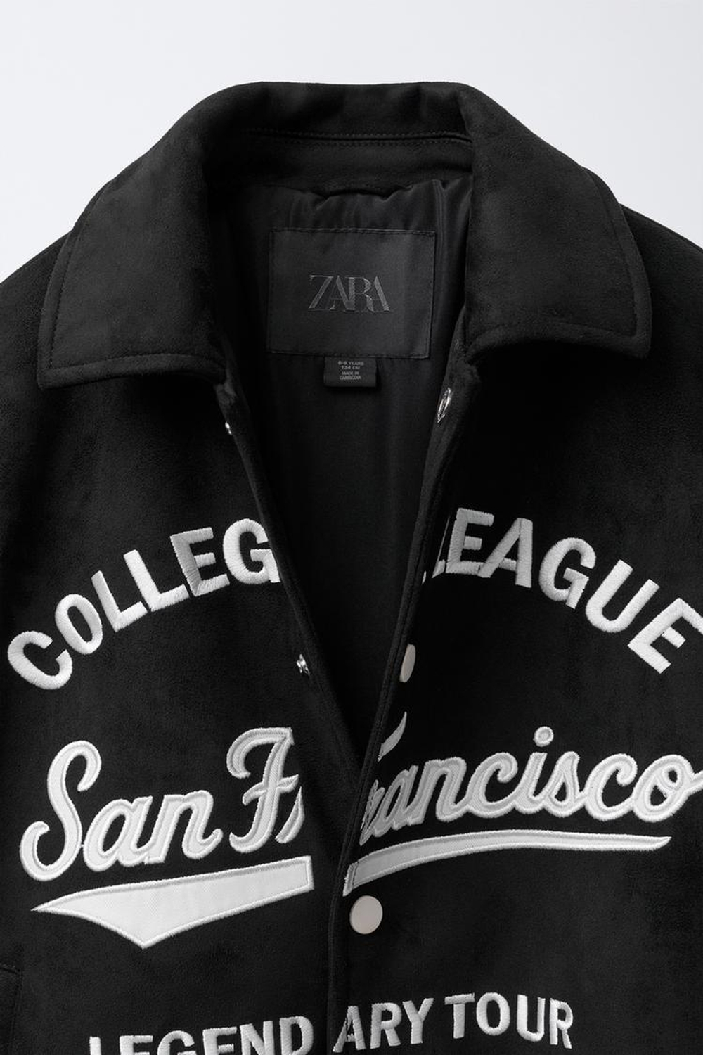 ZARA БОМБЕР ИЗ ИСКУССТВЕННОЙ ЗАМШИ С ВЫШИТЫМ ТЕКСТОМ, ЧЕРНЫЙ