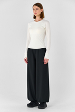 Лонгслив приталенный с чашками