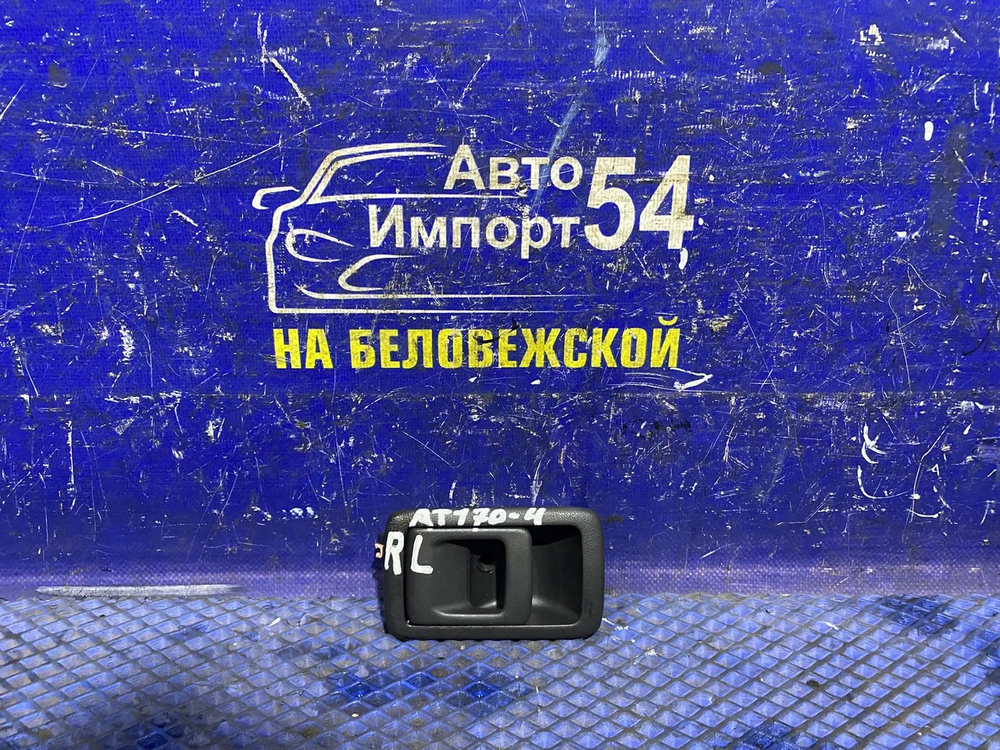 Ручка двери задней левой салонная TOYOTA CORONA 1988