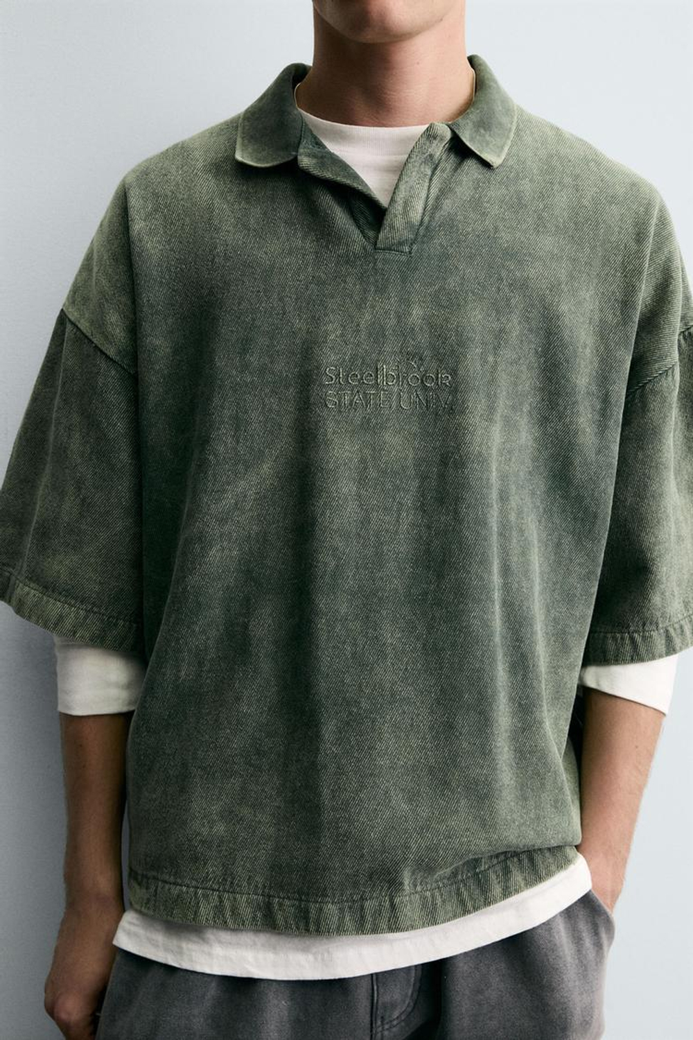 ZARA ПОЛО ИЗ РЕЛЬЕФНОЙ ТКАНИ С ЭФФЕКТОМ ПОТЕРТОСТИ, ЗЕЛЕНЫЙ