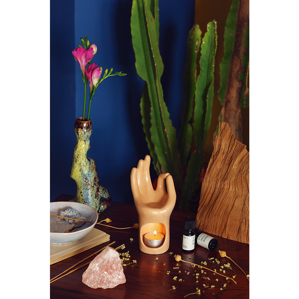 Подсвечник om meditation hand