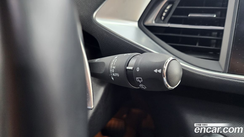 Peugeot 308 2 Generation 1.5 BlueHDi 알뤼르 (08.2019)