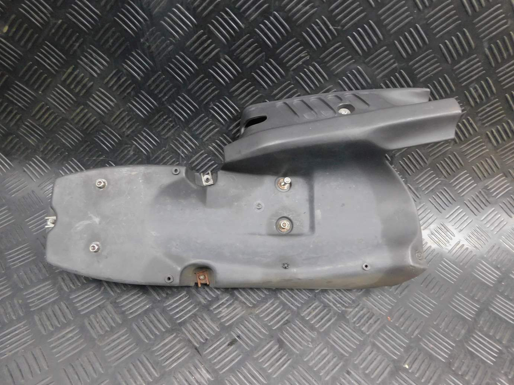 Подкрылок BMW F650 1996