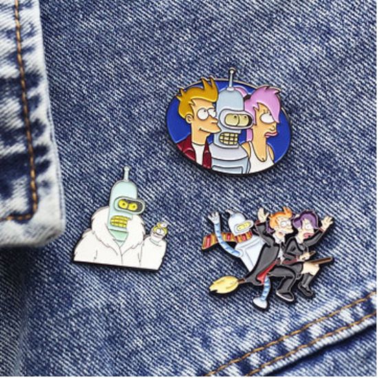 Значок металлический "Фрай, Бендер и Лила". р-р 3,2*3,8см