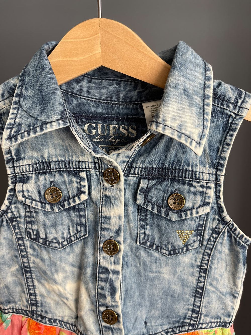 Платье Guess, 104