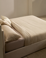 Кровать Nahiri бежевого цвета из шенилла с ящиком для хранения 180 x 200 см