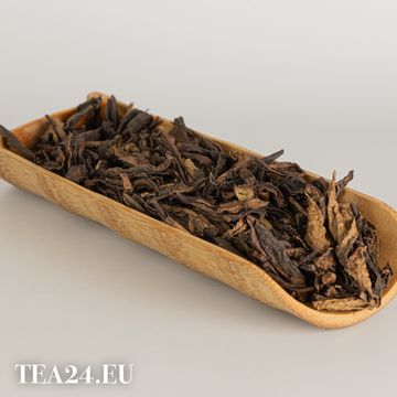 Herbata Ya Shi Xiang Dancong (o zapachu kaczego łajna)