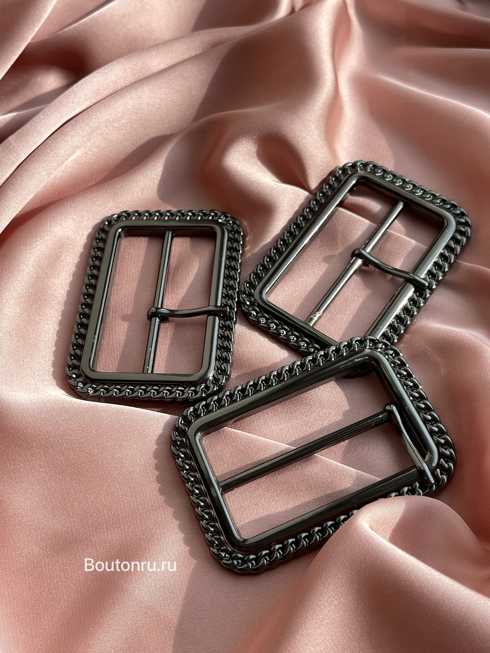 Пряжка графит цепь