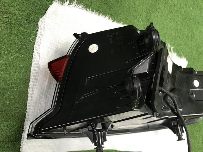 Фонарь левый внешний Porsche Macan 95b (2018-н.в.)