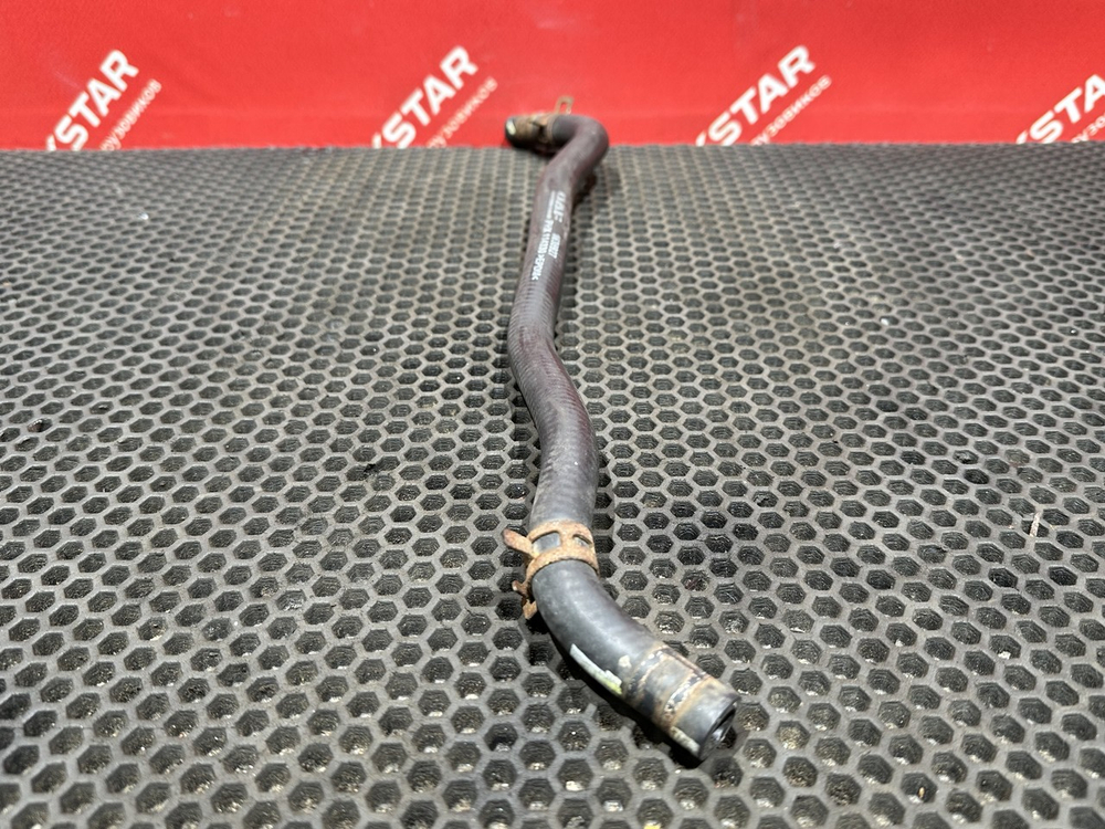 Трубка системы охлаждения