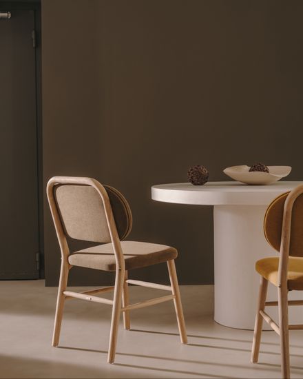 Aiguablava Круглый стол из белого цемента Ø 120 см Испания La Forma