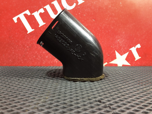 Патрубок отопителя