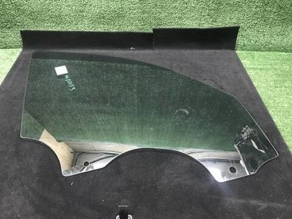 Стекло двери переднее правое BMW 3er F30 (11-20)