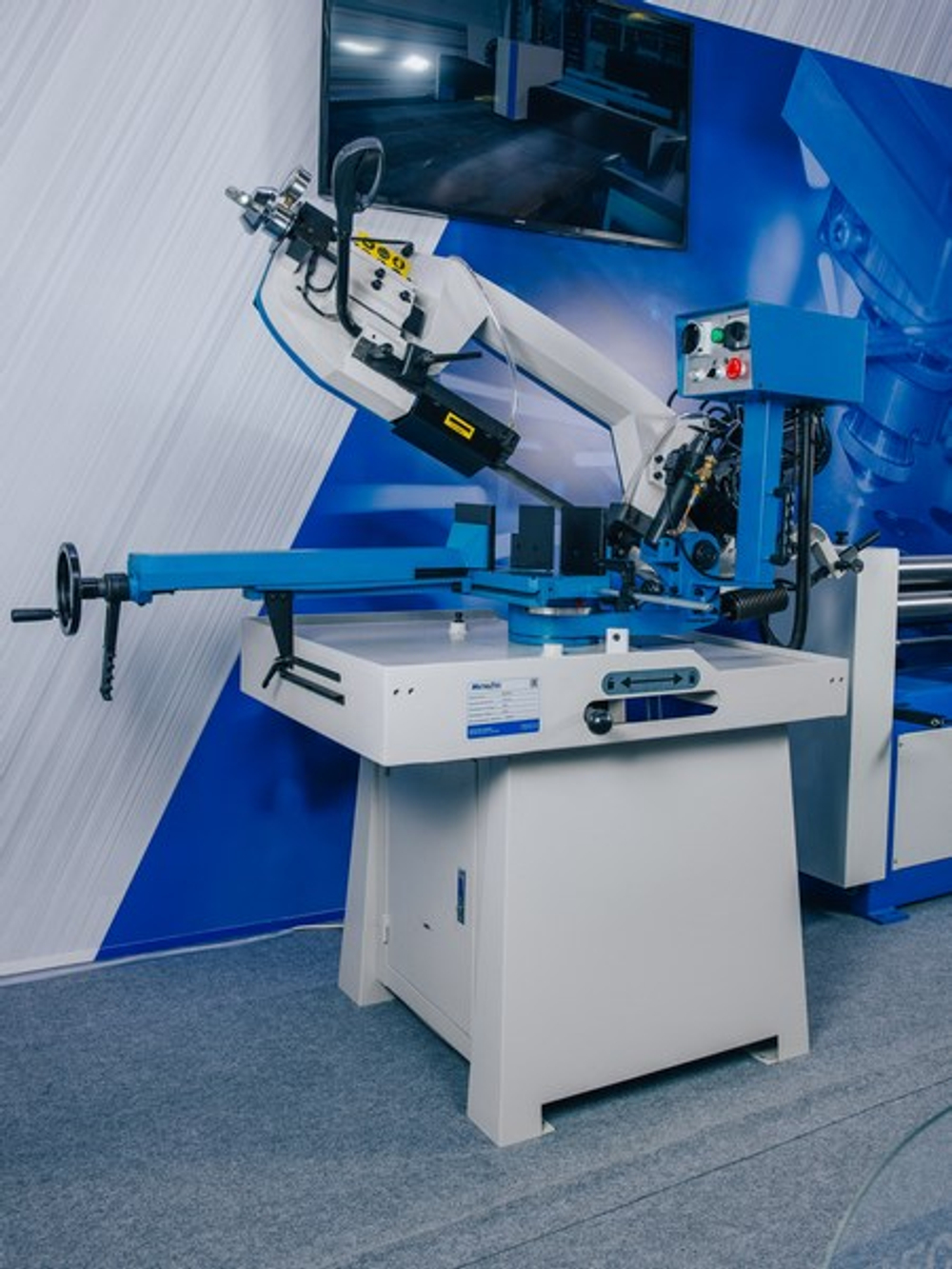 Ленточнопильный отрезной станок MetalTec BS 250 FHЕ