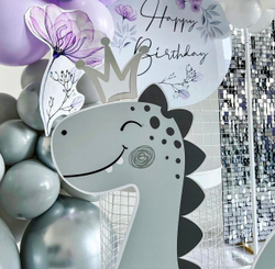 Фотозона с паетками и декором