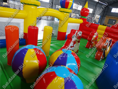 Недорогой батут "Красный дракон" 10*7*3.5 м