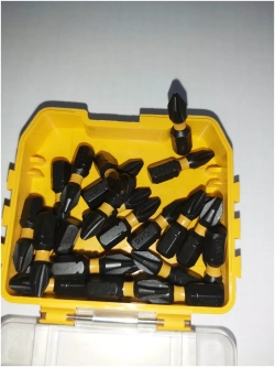 Биты PH2, 25 мм, 25 шт. в кейсе DEWALT DT70555T