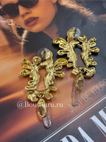 Серьги золотые с замочной скважиной со стразами и кристаллом Скиапар.