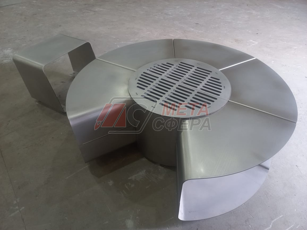 Стол-очаг Омега с 6 табуретами