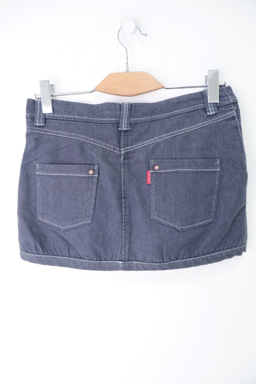 Юбка Castro стильная 42 размер