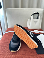 Кроссовки из натуральной замши