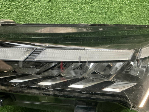 Фара левая Geely Coolray (2023-н.в.) LED