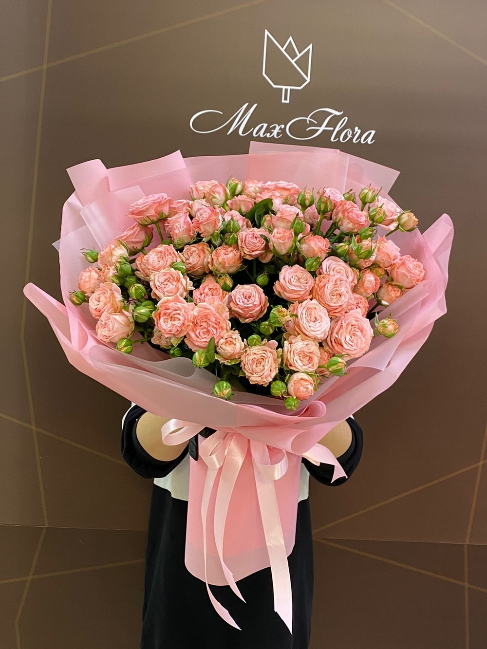 Букет Кустовая Роза  М-19