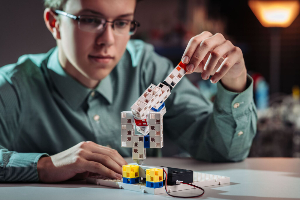 Набор НАУРОБО для конструирования на уроках по предмету Технология в 5-6 классах