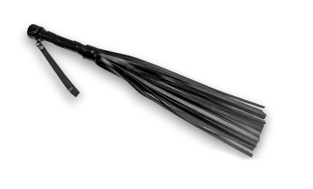 Черная кожаная плеть Gothic charm - 54 см. (Цвет: черный)