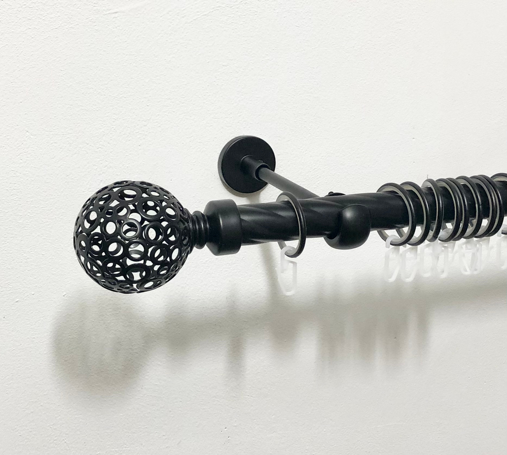 Карниз кованый витой Шар ажурный Ост d25 мм однорядный, цвет черный матовый