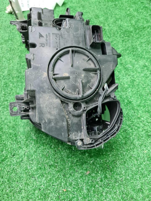 Битая Фара правая BMW X5 F15 (15-18) Adaptive LED