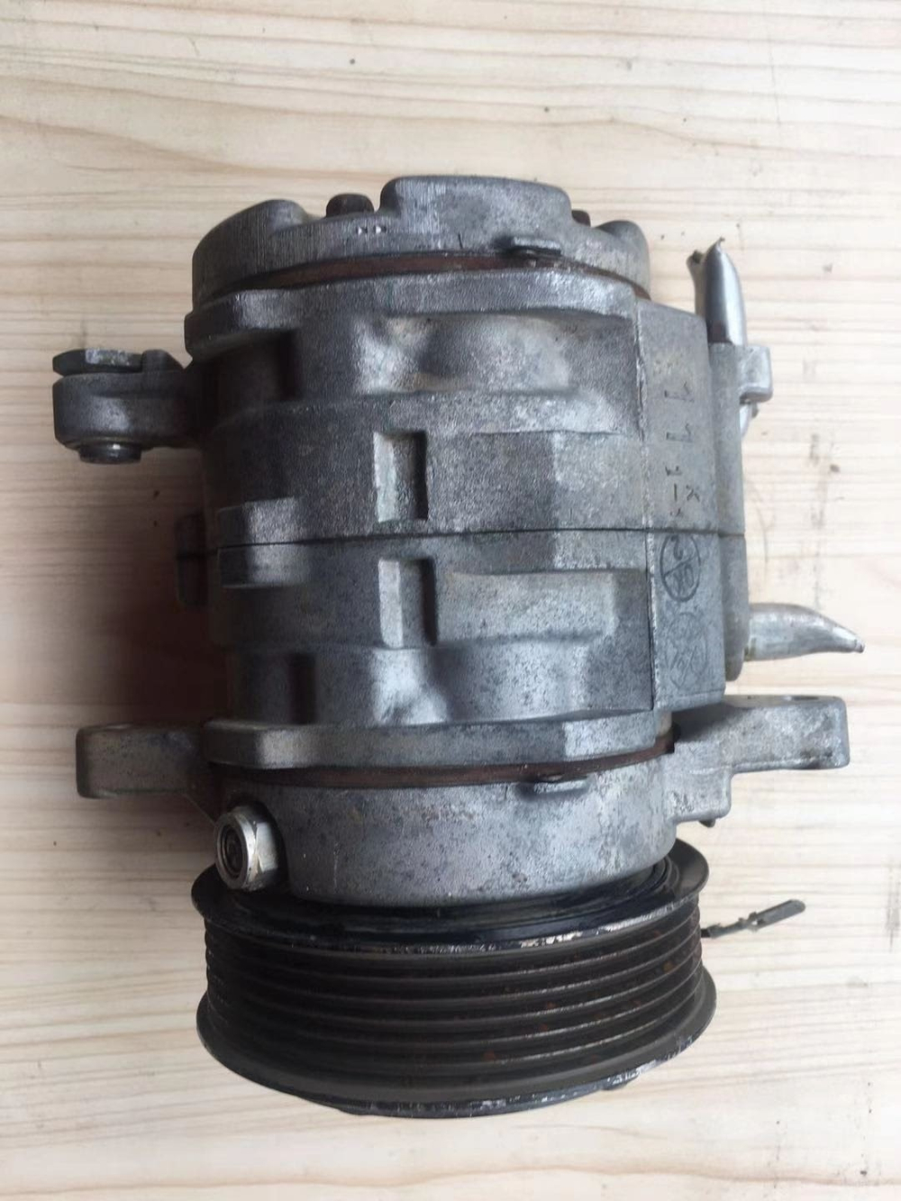 Компрессор кондиционера для FAW Senya M80/S80 1.3/1.5/3SZ