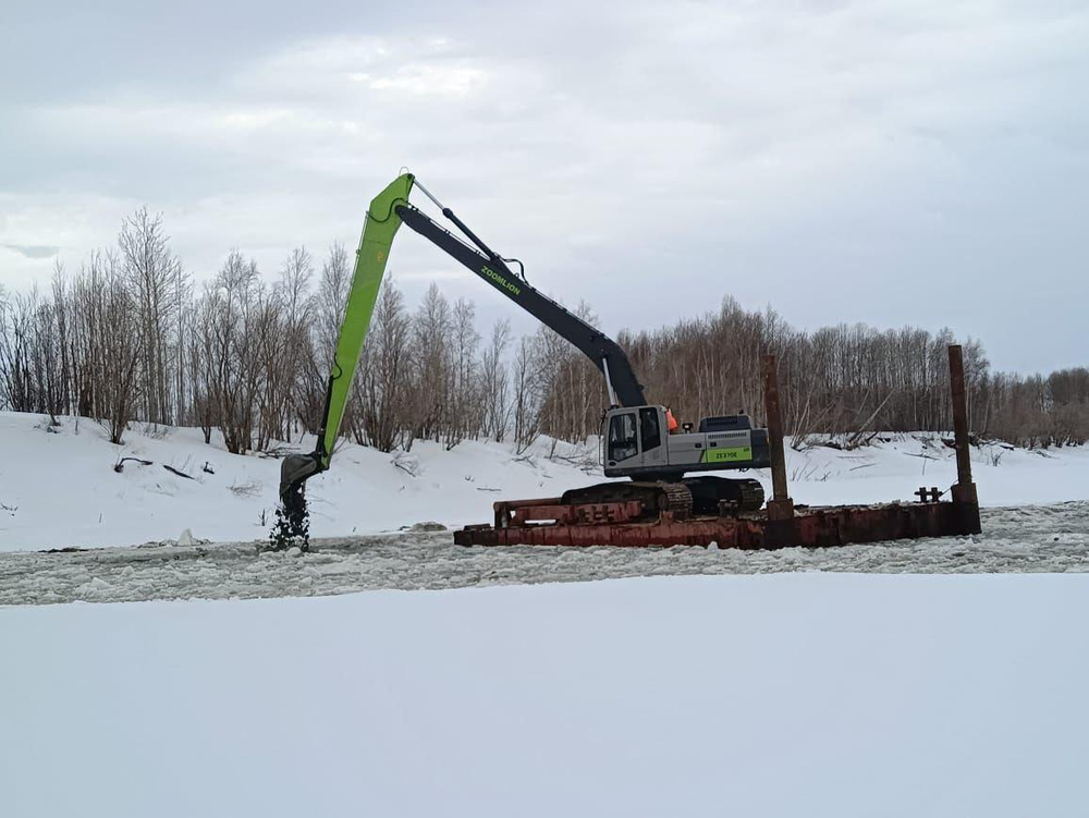 Экскаватор Зумлион 370 с длиной рукой