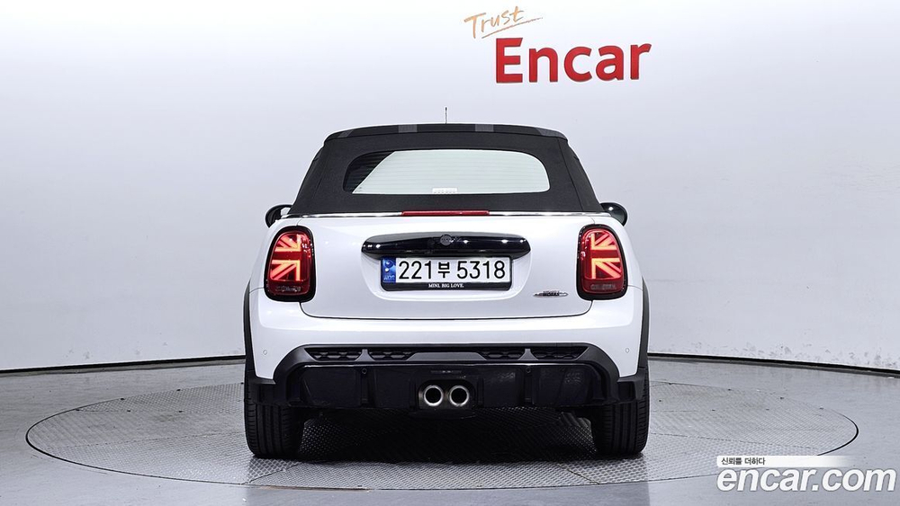 Mini Cooper S Convertible JCW (03.2023)