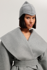 Пальто с округлым воротником