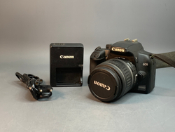 Canon 1000D kit 18-55mm 3.5-5.6 II 3.270 кадров