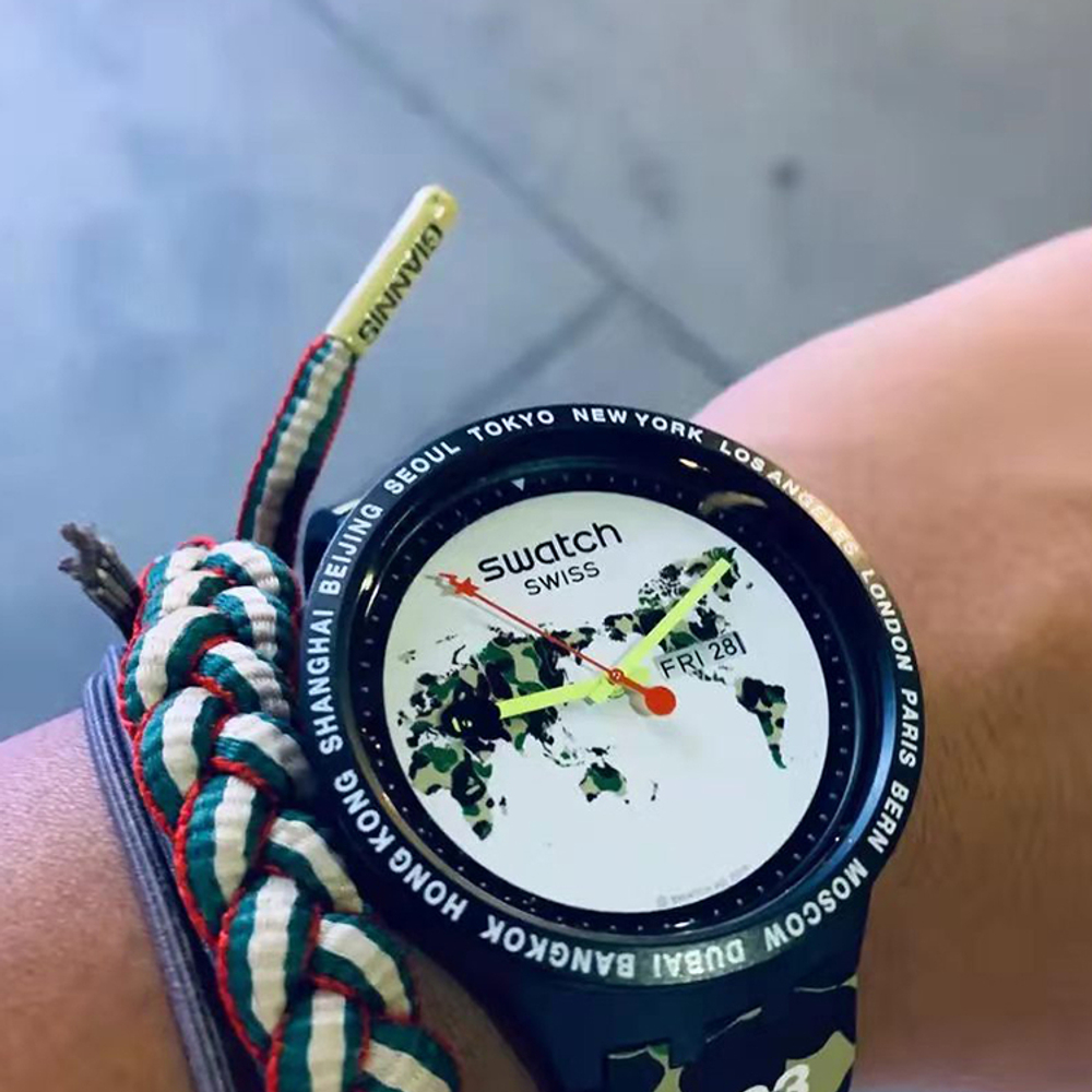 SWATCH Unisex Bape 47mm White Watch SO27Z700