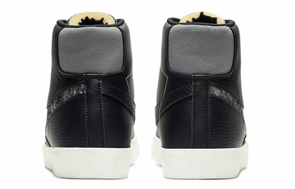Кроссовки Nike Blazer 77