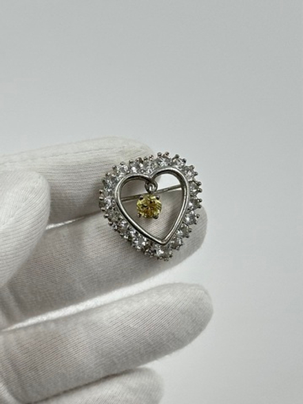 Миниатюрная брошь Сердце с кристаллами