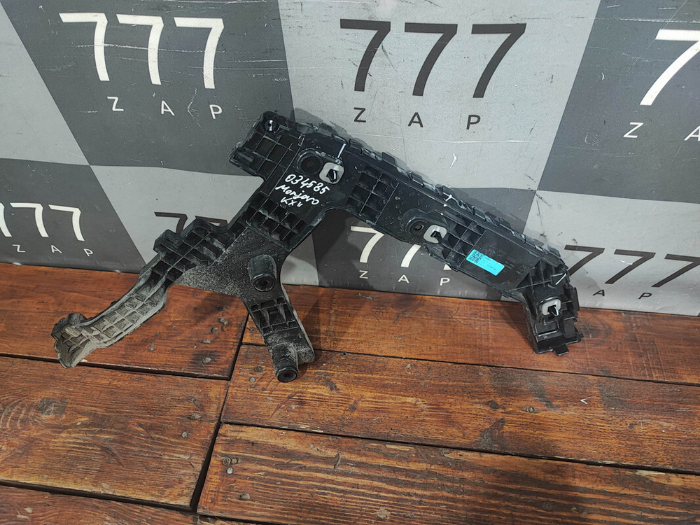 Кронштейн заднего бампера правый Geely Monjaro 21-нв Б/У Оригинал 6044127800